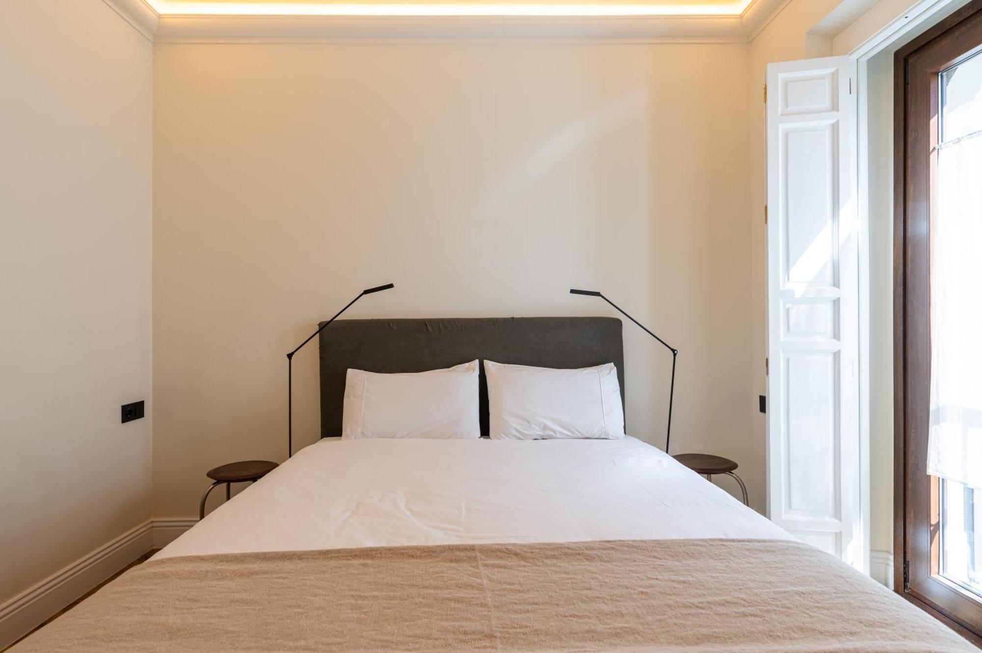 Apartamentos Gravina 56 Севилья Экстерьер фото