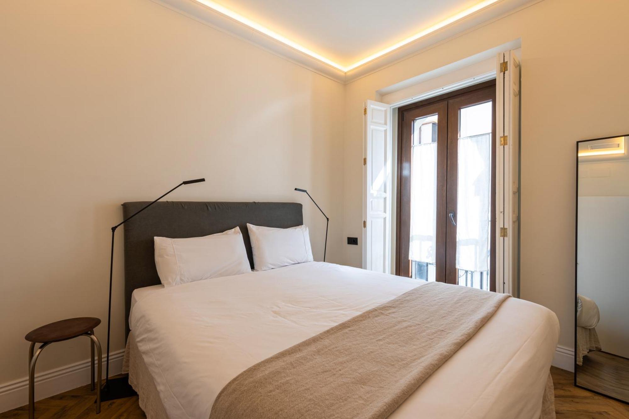 Apartamentos Gravina 56 Севилья Экстерьер фото