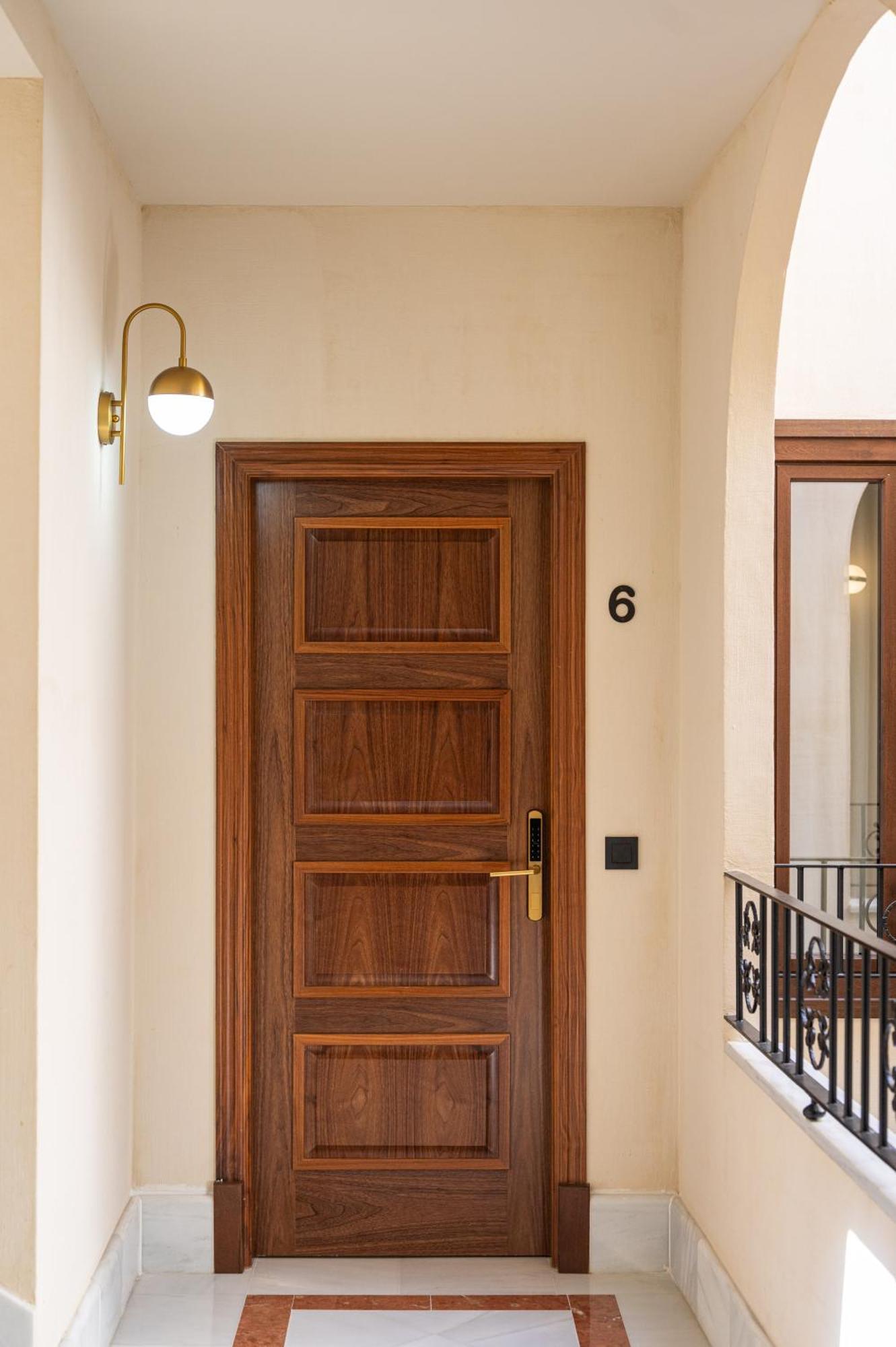 Apartamentos Gravina 56 Севилья Экстерьер фото