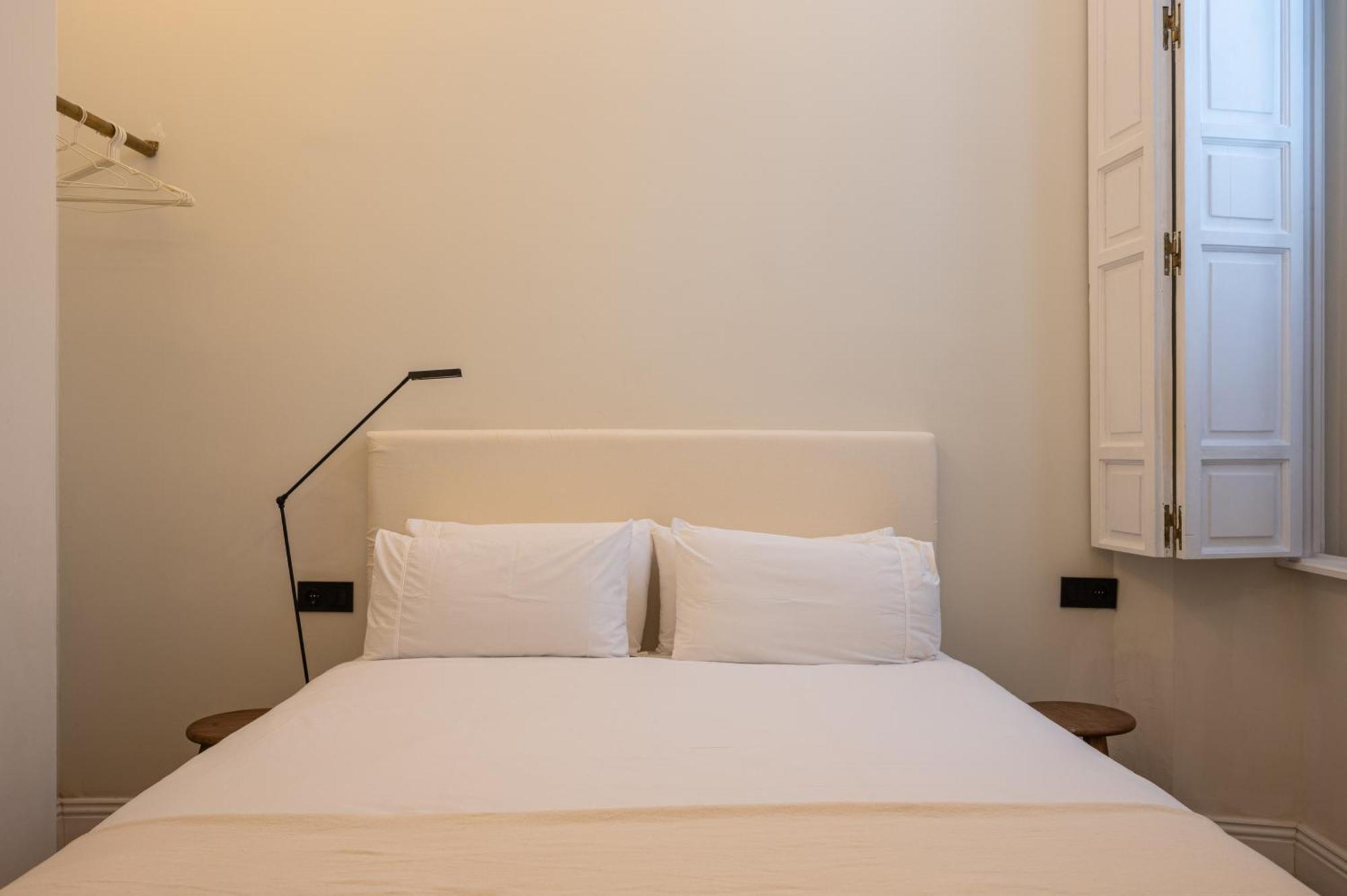 Apartamentos Gravina 56 Севилья Экстерьер фото