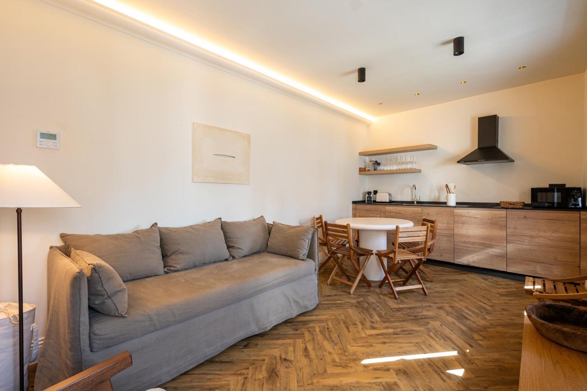 Apartamentos Gravina 56 Севилья Экстерьер фото